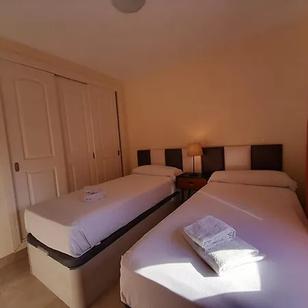 Duplex Con Piscinas Y Maravillosas Vistas Al Mar 4* Estepona