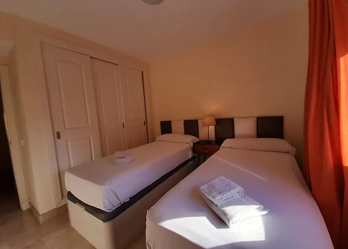 Duplex Con Piscinas Y Maravillosas Vistas Al Mar 4* 에스테포나